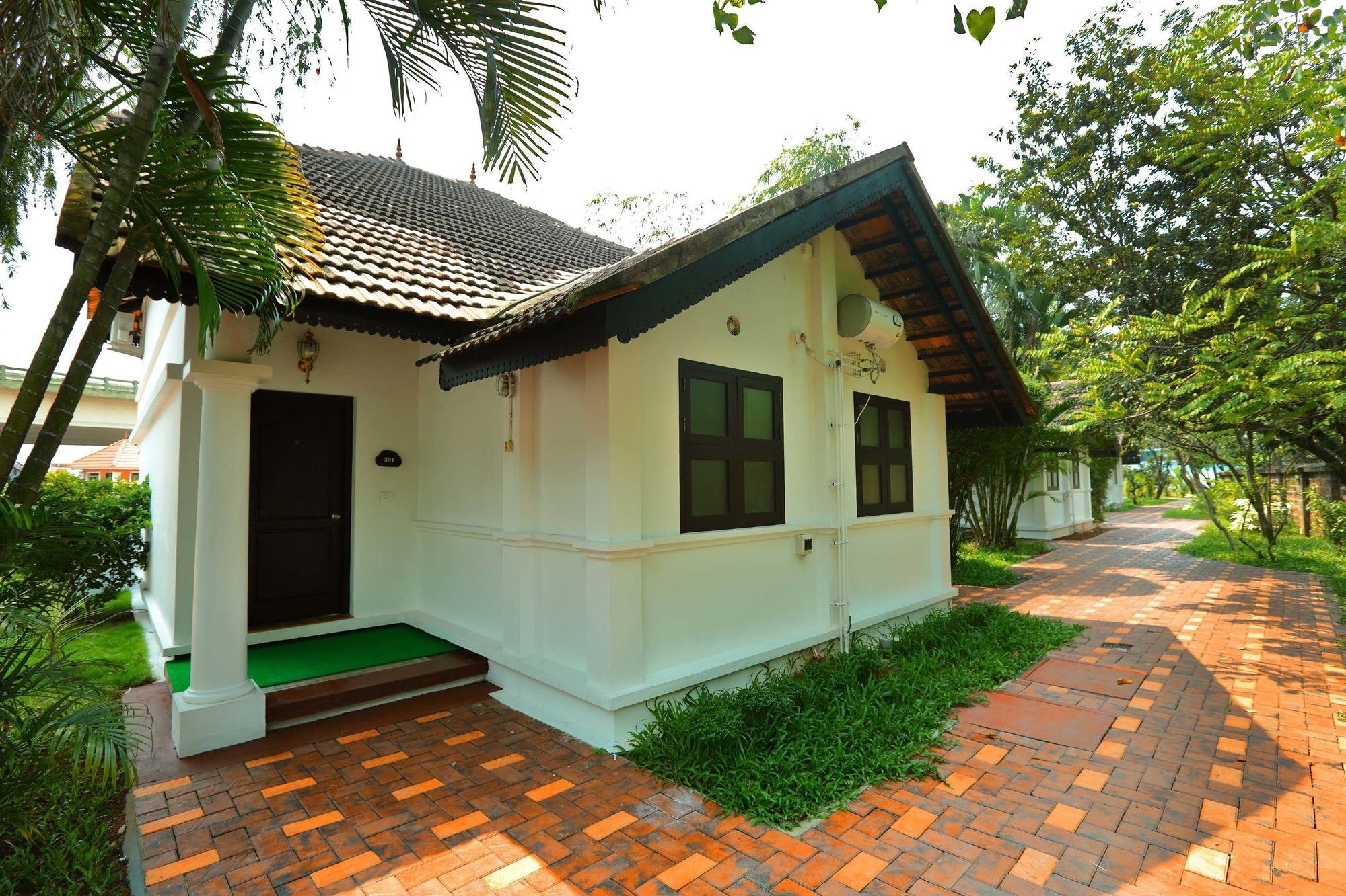 Nihara Resort And Spa Kochi Exterior foto